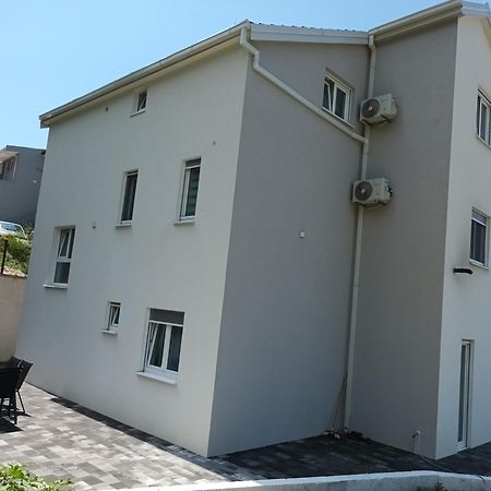 Apartmani Tolj 马卡尔斯卡 外观 照片