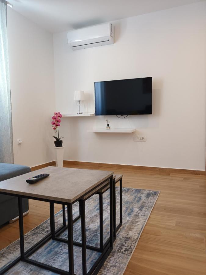 Apartmani Tolj 马卡尔斯卡 外观 照片